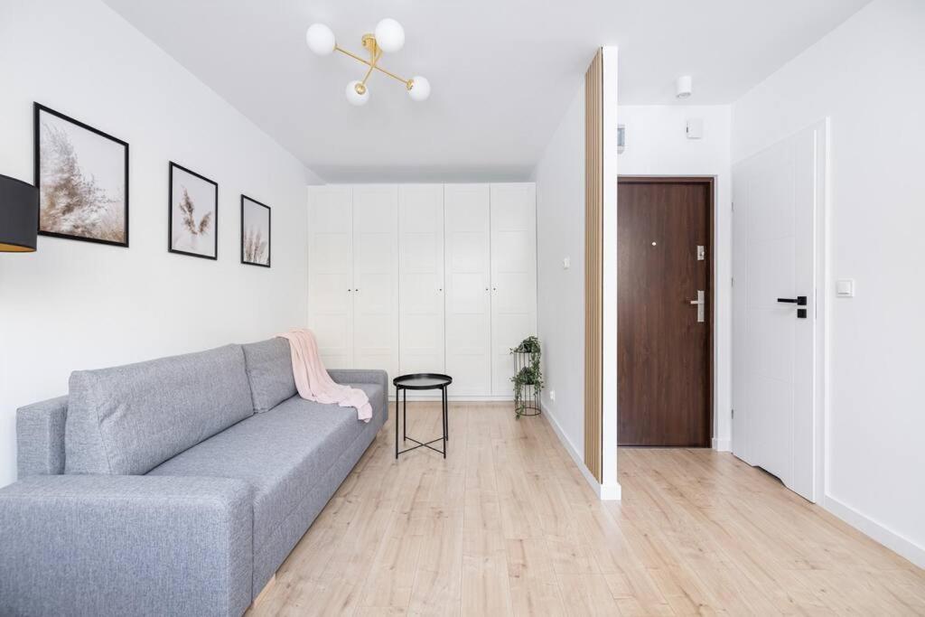 Apartament Comfy - 10' Walk To The ! Gdańsk